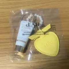 ダルバ イエロー ハートミラー & ハンドクリーム キーホルダー