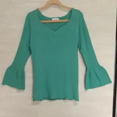 ミントグリーン ニット