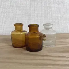 小瓶 ガラス瓶 アンティーク レトロ オブジェ　コレクション ボトル