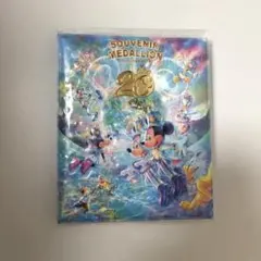 ディズニー　スーベニアメダルブック　ディズニーシー20周年