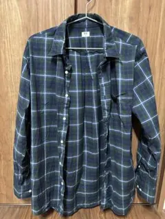 ユニクロ　長袖チェックシャツ　グリーン