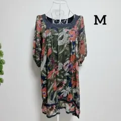 ミニョン・M 五分袖チュニック 花柄 ネイビー/グリーン系 刺繍のサムネイル