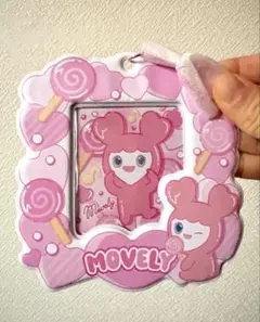 2026年最新】グループ名：TWICE キーホルダーの人気アイテム - メルカリ