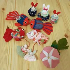 専用ページですちりめん細工「出目金」2匹セット 専用ページですちりめん細工「出目金」2匹セット 専用ページです