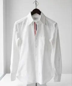 【特注】THOM BROWNE（トムブラウン） 阪急オーダー品 白シャツ S相当のサムネイル