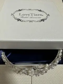 Love Tiara ウェディングティアラ　ラブティアラ