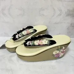 ❣️未使用❣️四君子刺繍 草履 厚底 花柄 和装 振袖 フリーサイズ 