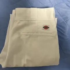 Dickiesの定番モデル「874 オリジナルフィット」ワークパンツ