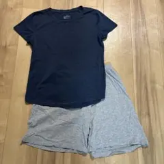 無印良品　SサイズのTシャツと半ズボンのサムネイル