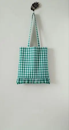 605トートバッグマチなし　みどり約9㍉ギンガムチェック　フリル4　ハンドメイド