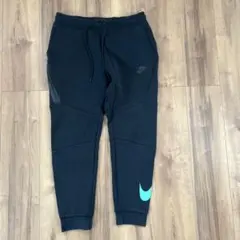 ナイキ　テックフリース　ジェイド　アトモス限定