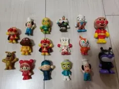 アンパンマン（ミニフィギュア 16体セット）です。