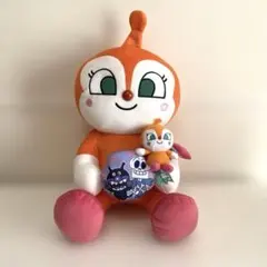 アンパンマン　ドキンちゃんLLぬいぐるみ　まんまるチャームマスコット