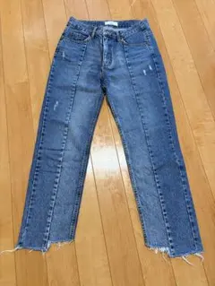 selectMOCA カットオフ　デニムパンツのサムネイル