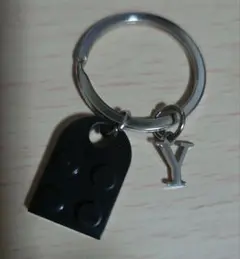 値下げ！レゴブロック風キーホルダー Yチャーム付き