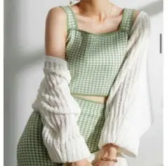 Item thumbnail for item 6d9b65af-6c60-4c26-97e5-68de352eb14a