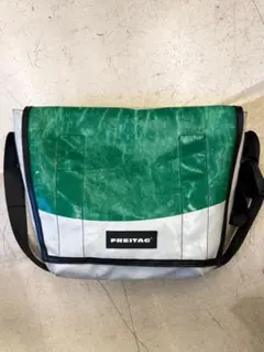 FREITAG フライターグ メッセンジャーバッグのサムネイル