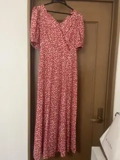 【COCO DEAL】 リトルフラワーシルエットカシュクールワンピースのサムネイル