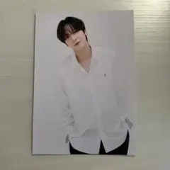 ATEEZ ユノ　証明写真 ATEEZ ユノ 証明写真 - メルカリ