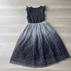 星柄チュールドレス 黒とグレーのグラデーション