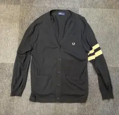 p*l様 FRED PERRY 黒 Vネックカーディガン Lサイズ