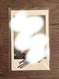 ARTMS ジンソル 直筆 サイン ポラロイド ARTMS ジンソル 直筆サイン入りポラロイド チェキ LOONA