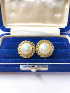 Item thumbnail for item 7b4ec7ea-1298-448d-8478-3e0e55ab4fd8