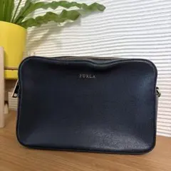FURLA ショルダーバッグ ブラック　ジャンク品　ストラップ無し