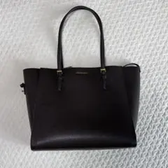 CHARLES & KEITH トートバッグのサムネイル