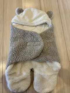 クマ耳付きフード ベージュ×グレーおくるみ