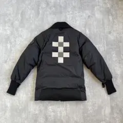 コラボ ダウンジャケット
