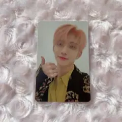 SEVENTEEN セブチ CD付き 舞い落ちる花びら C盤 ジョシュア トレカ SEVENTEEN セブチ CD付き 舞い落ちる花びら C盤 ジョシュア