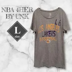 NBA 4HER BYUNK ロサンゼルス レイカーズ Tシャツ L グレー