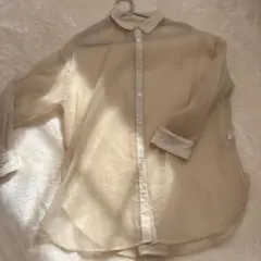 GU 長袖シャツ M クリーム色