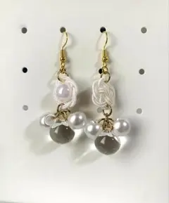ハンドメイド　水引とパールの和風ピアス