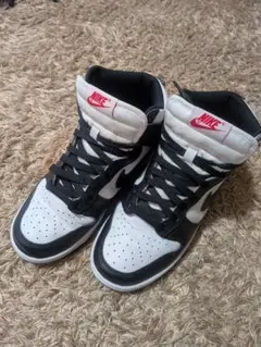 Nike ダンクハイカットスニーカー 白/黒パンダ 23.5 ㌢
