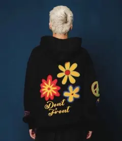 XLARGE カラフルフード付きパーカー