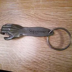 シュプリームキーホルダー