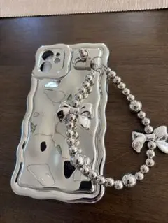 iPhone11 シルバー波型iPhoneケース ストラップ付き