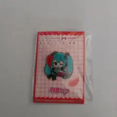 初音ミク ピンバッジ 　赤い羽根共同募金　2025