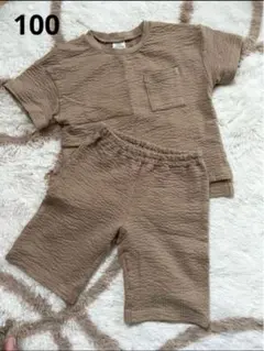 キッズ半袖半ズボンセットアップ１００