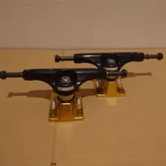 Thunder トラック　lo 147
