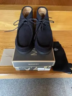 MANEBU ワラビー　箱・紐・靴下あり