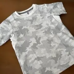 UNIQLO 迷彩柄 Tシャツ 130サイズ