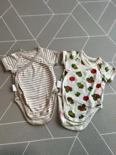 ユニクロ肌着（半袖ボディスーツ）60サイズ 2枚セット