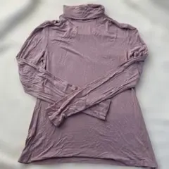 H&M 薄紫色タートルネック長袖トップス