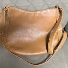 キャメル ショルダーバッグ