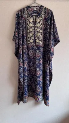 Pakistan National Lawn embroidered Dres