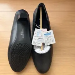 黒パンプス