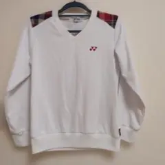 新品未使用YONEX Vネック トレーニングウェア